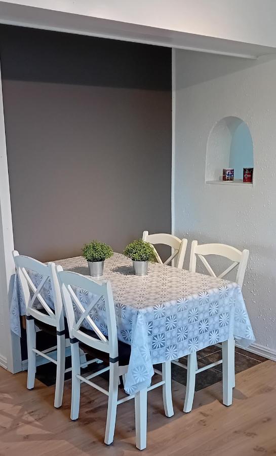 Apartment By The Fjord Storekra Екстериор снимка